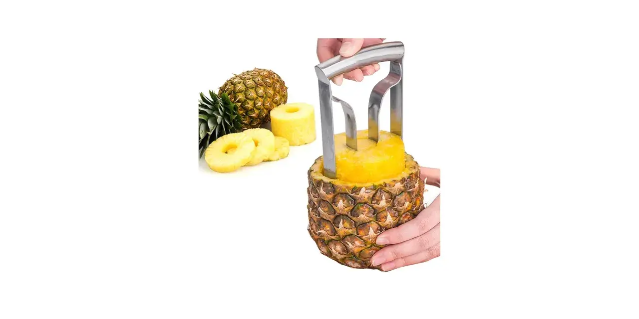 Ananasdelare i rostfritt stål används för att enkelt skära ut ananasköttet i ringar. Perfekt för att visa hur cascara de piña para que sirve.